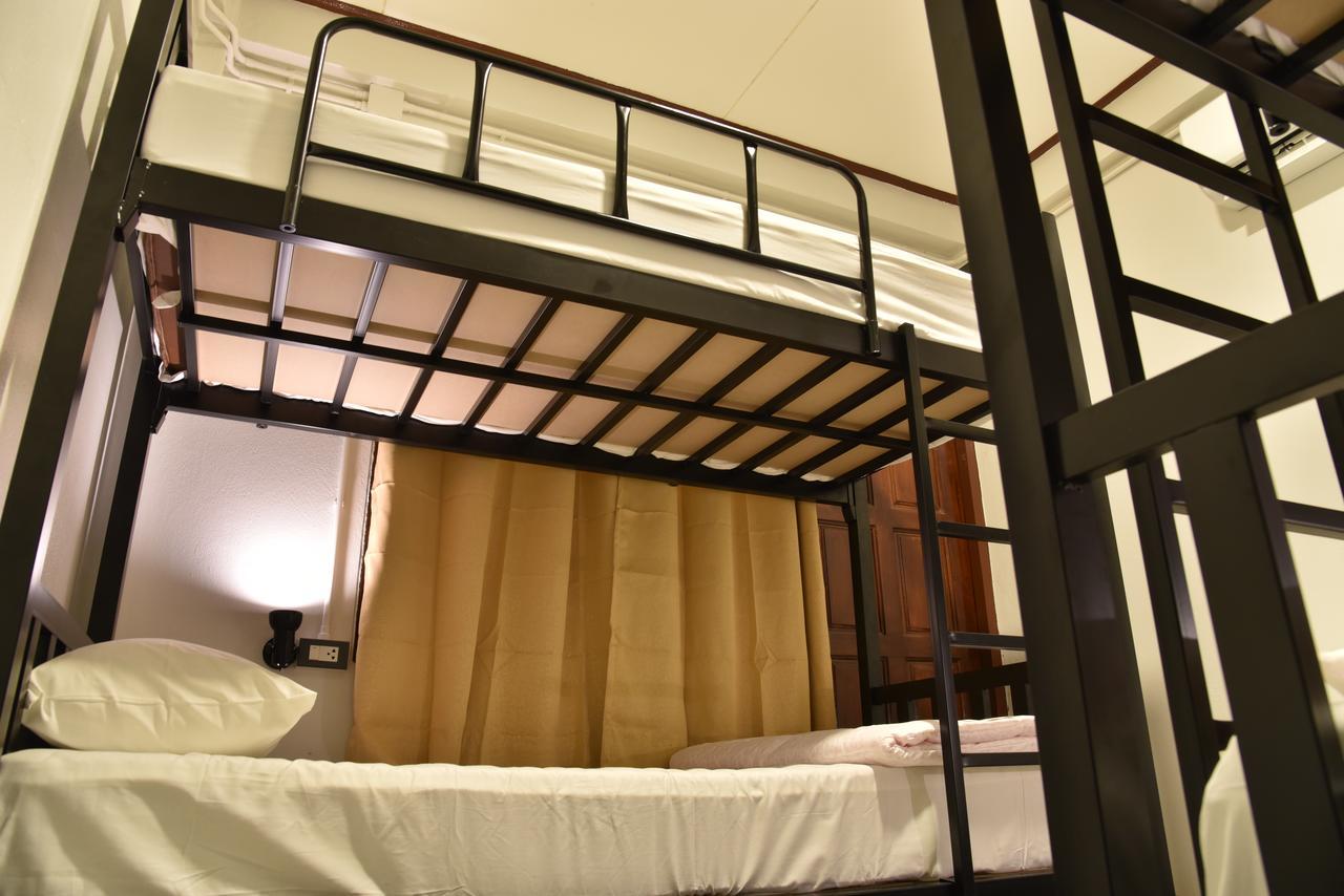 Pama Guesthouse Чиангмай Екстериор снимка