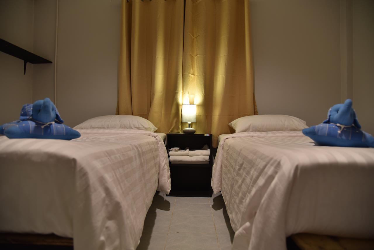 Pama Guesthouse Чиангмай Екстериор снимка