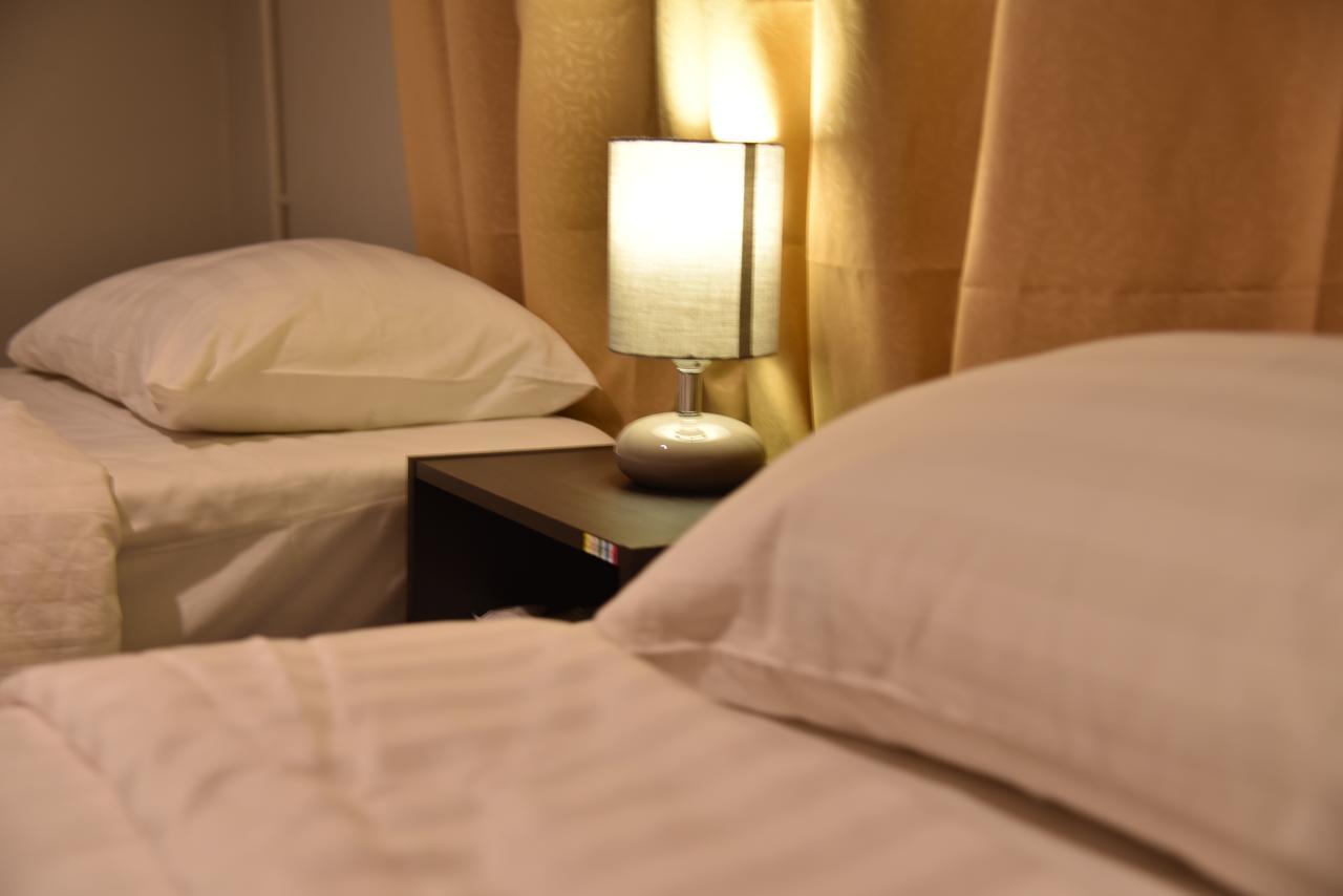 Pama Guesthouse Чиангмай Екстериор снимка