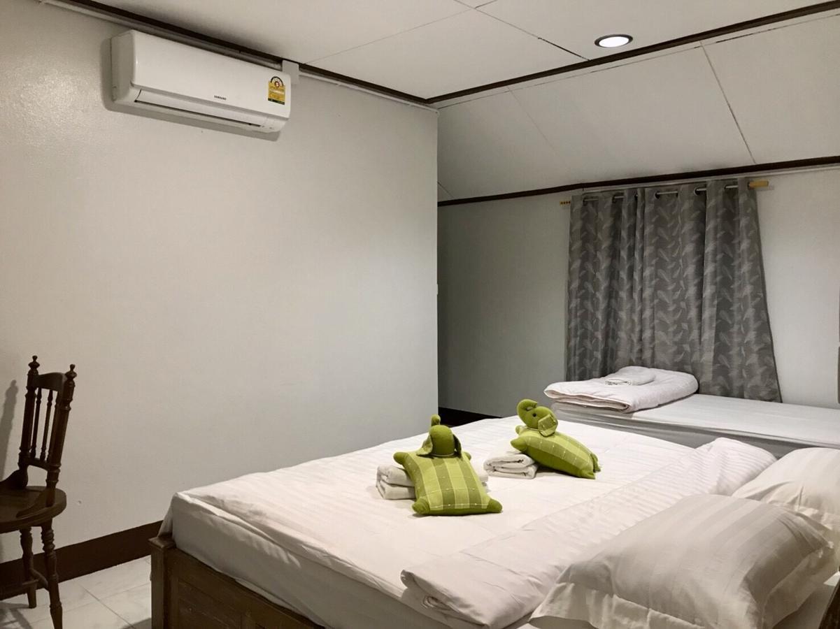 Pama Guesthouse Чиангмай Екстериор снимка